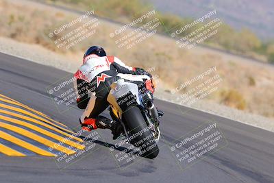 media/Oct-09-2022-SoCal Trackdays (Sun) [[95640aeeb6]]/Turn 14 Backside (1125am)/